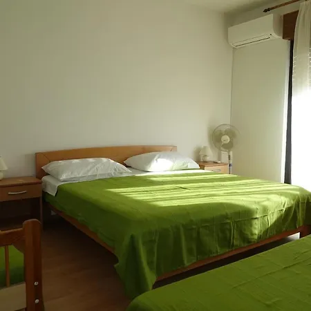 With A Parking Space Nin, Zadar - 14733 宁