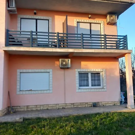 With A Parking Space Nin, Zadar - 14733 公寓
